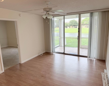 9230 Lagoon Place - Photo Thumbnail 5