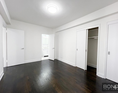 East 69th Street - Photo Thumbnail 2