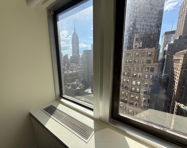 369 Lexington Avenue - Photo Thumbnail 8