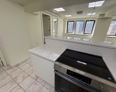 369 Lexington Avenue - Photo Thumbnail 12