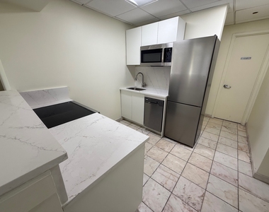 369 Lexington Avenue - Photo Thumbnail 14