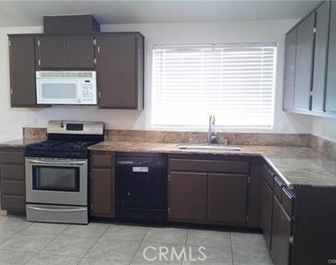 68380 Risueno Road - Photo Thumbnail 9
