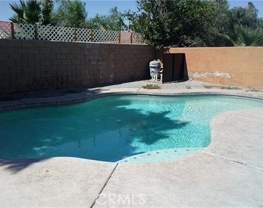 68380 Risueno Road - Photo Thumbnail 21