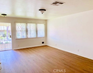 9459 Workman Avenue - Photo Thumbnail 3