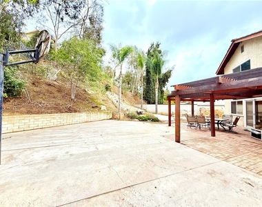 23860 Enriquez Drive - Photo Thumbnail 6