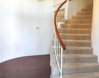 23860 Enriquez Drive - Photo Thumbnail 16
