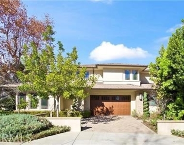530 Drake - Photo Thumbnail 2