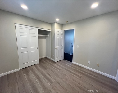 6966 Grison - Photo Thumbnail 19