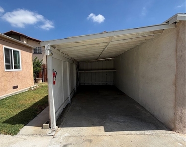 333 1/2 Sefton Avenue - Photo Thumbnail 11
