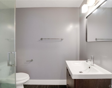 5152 Romaine Street - Photo Thumbnail 13