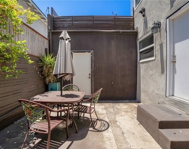 5152 Romaine Street - Photo Thumbnail 21