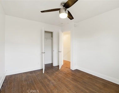5152 Romaine Street - Photo Thumbnail 11