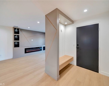 7401 Dempsey Ave - Photo Thumbnail 3