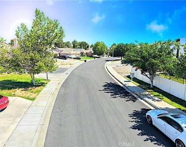 39883 Penina Way - Photo Thumbnail 4