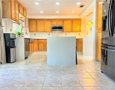 39883 Penina Way - Photo Thumbnail 15