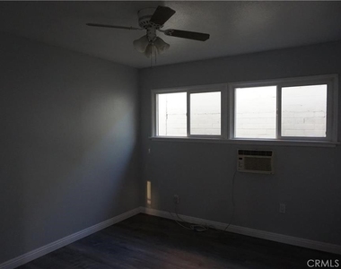 137 W Olive Street - Photo Thumbnail 4
