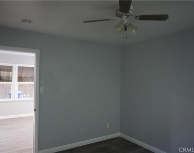 137 W Olive Street - Photo Thumbnail 5