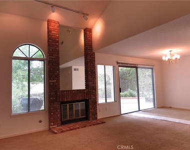 19424 Crystal Ridge Lane - Photo Thumbnail 6