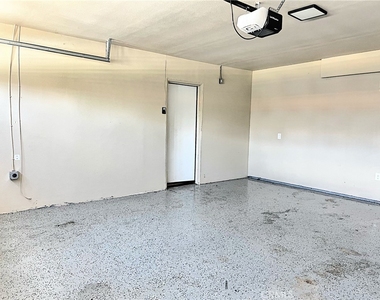 43401 Alep Avenue - Photo Thumbnail 36