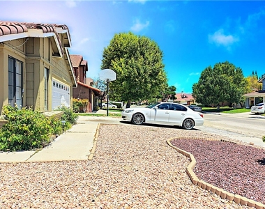 43401 Alep Avenue - Photo Thumbnail 4