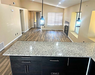 43401 Alep Avenue - Photo Thumbnail 9