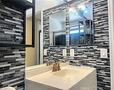 43401 Alep Avenue - Photo Thumbnail 30