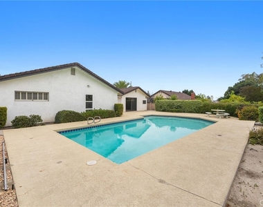 11803 Gerald Avenue - Photo Thumbnail 25