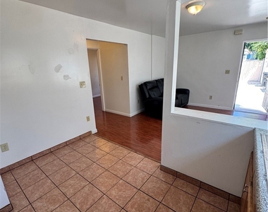 1466 Silver Lake Boulevard - Photo Thumbnail 4