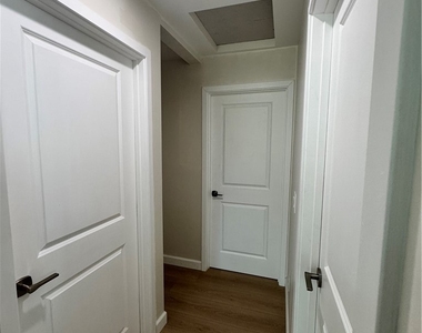 1313 Arlington - Photo Thumbnail 18