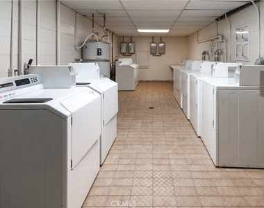 770 W Imperial Avenue - Photo Thumbnail 21