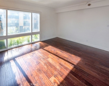 770 W Imperial Avenue - Photo Thumbnail 11