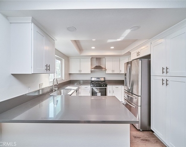 21901 Moneta Avenue - Photo Thumbnail 14