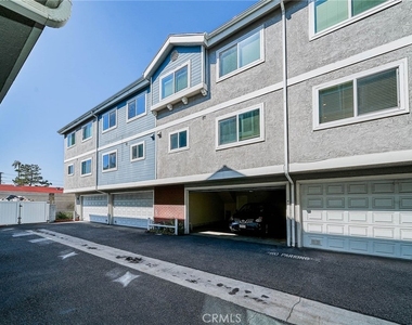 21901 Moneta Avenue - Photo Thumbnail 7