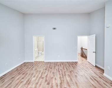 21901 Moneta Avenue - Photo Thumbnail 21