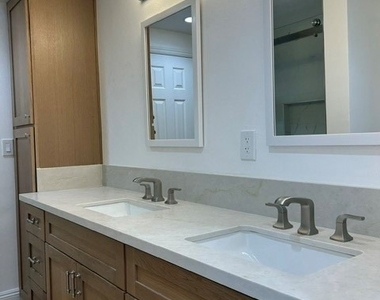 1728 Westcliff Drive - Photo Thumbnail 24