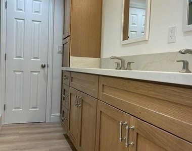 1728 Westcliff Drive - Photo Thumbnail 21