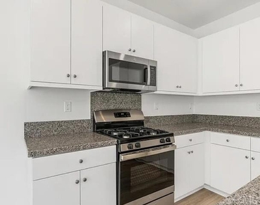 30163 Spineflower St - Photo Thumbnail 14