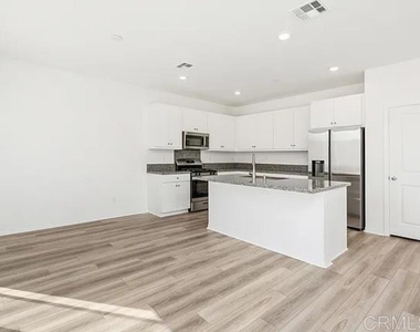 30163 Spineflower St - Photo Thumbnail 5