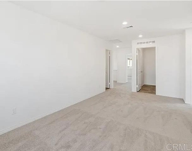 30163 Spineflower St - Photo Thumbnail 10