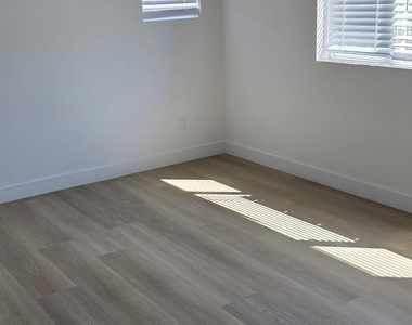 30163 Spineflower St - Photo Thumbnail 19