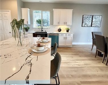 13640 Silver Stirrup Drive - Photo Thumbnail 5