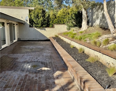 43 Beachcomber Drive - Photo Thumbnail 13