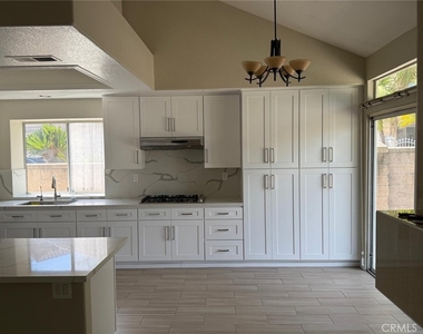 39 Chickadee Lane - Photo Thumbnail 12