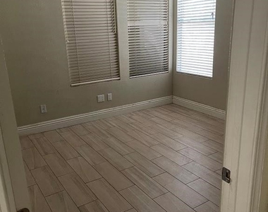 39 Chickadee Lane - Photo Thumbnail 9