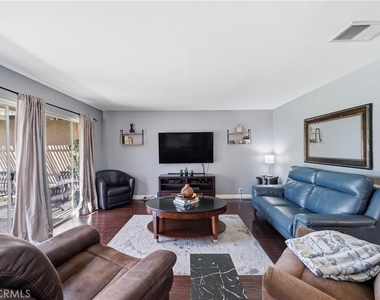 3702 W Park Central - Photo Thumbnail 3
