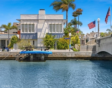 200 Grand Canal - Photo Thumbnail 37