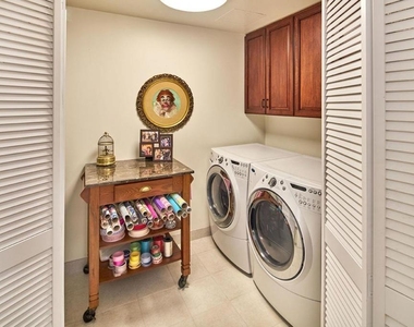 1226 El Camino Real - Photo Thumbnail 9