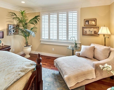 1226 El Camino Real - Photo Thumbnail 12
