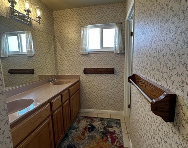 2035 Dorsch - Photo Thumbnail 29