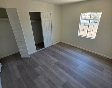 7915 Juniper - Photo Thumbnail 9